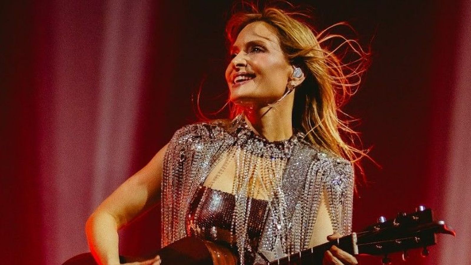 Nicole celebra 30 años de 'Esperando nada'
