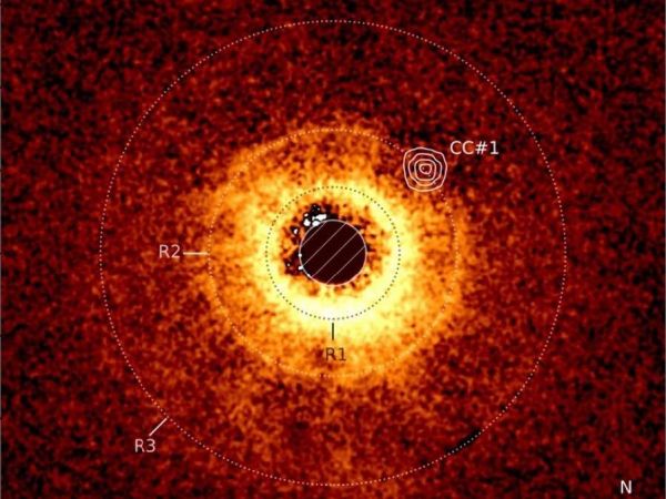 Nuevo exoplaneta TWA 7 b