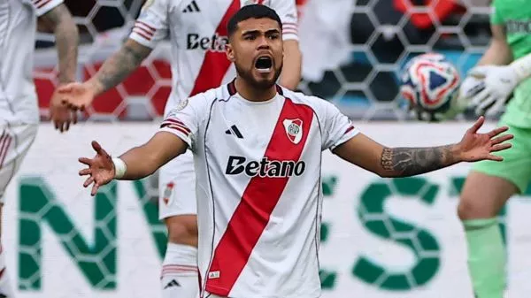 Paulo Díaz en la derrota de River Plate ante el Inter de Milán por el Mundial de Clubes