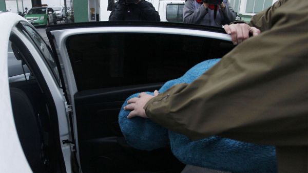 Imagen referencial de un hombre detenido