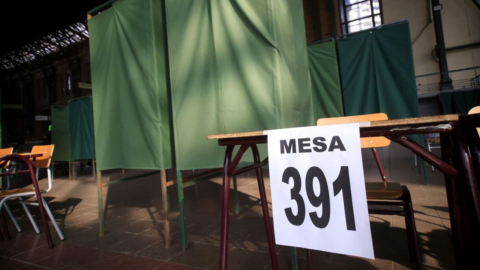 Comienza el conteo de votos en todo el país de las Primarias 2025