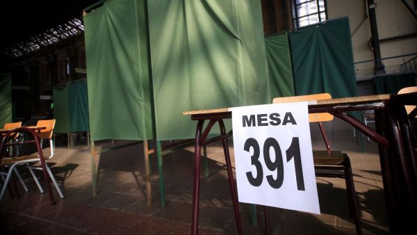 Comienza el conteo de votos en todo el país de las Primarias 2025