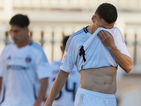 Lucas Cepeda lamentándose de la derrota ante Deportes Limache