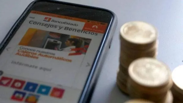 Monedas y aplicación de Banco Estado