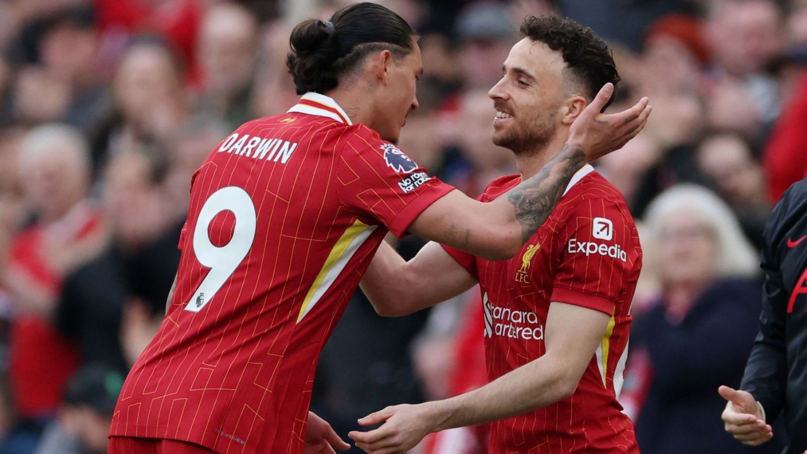 Compañeros de Diogo Jota en el Liverpool expresan su dolor tras el trágico fallecimiento del portugués