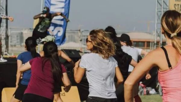 CLASES DE ZUMBA REFERENCIAL