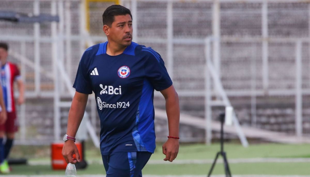 Nicolás Córdova dirigirá a La Roja ante Brasil y Uruguay en Eliminatorias