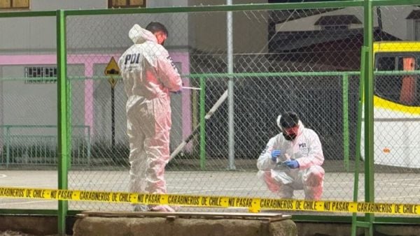 PDI haciendo diligencias en multicancha