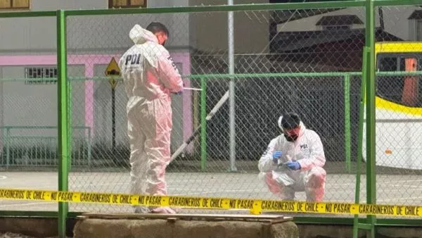 PDI haciendo diligencias en multicancha