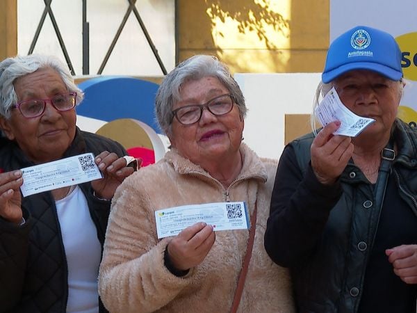 Municipio de Antofagasta da a conocer beneficios para adultos mayores