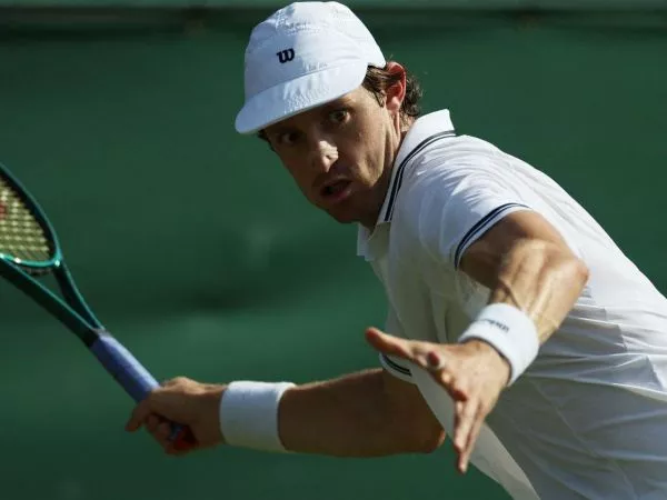 Nicolás Jarry avanzó a octavos de final de Wimbledon