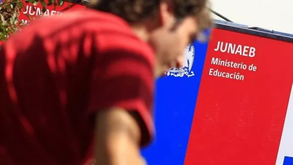 Resultados becas Junaeb 2025.