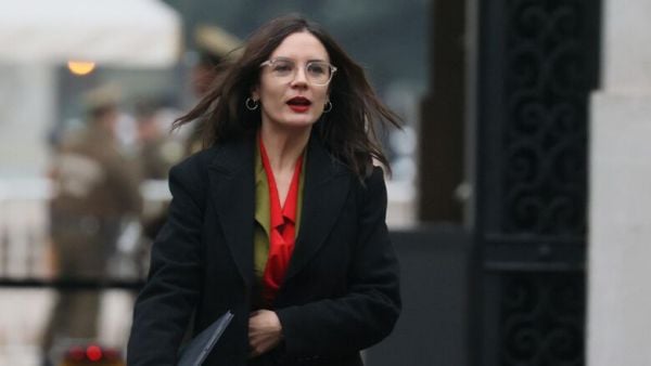 Camila Vallejo en su regreso a La Moneda