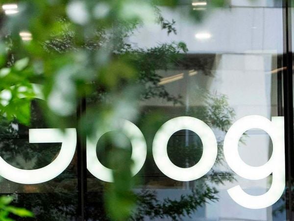 Captura de pantalla de Google Nowcasting mostrando un mapa interactivo con pronósticos de lluvia en tiempo real para distintas ciudades de Latinoamérica.