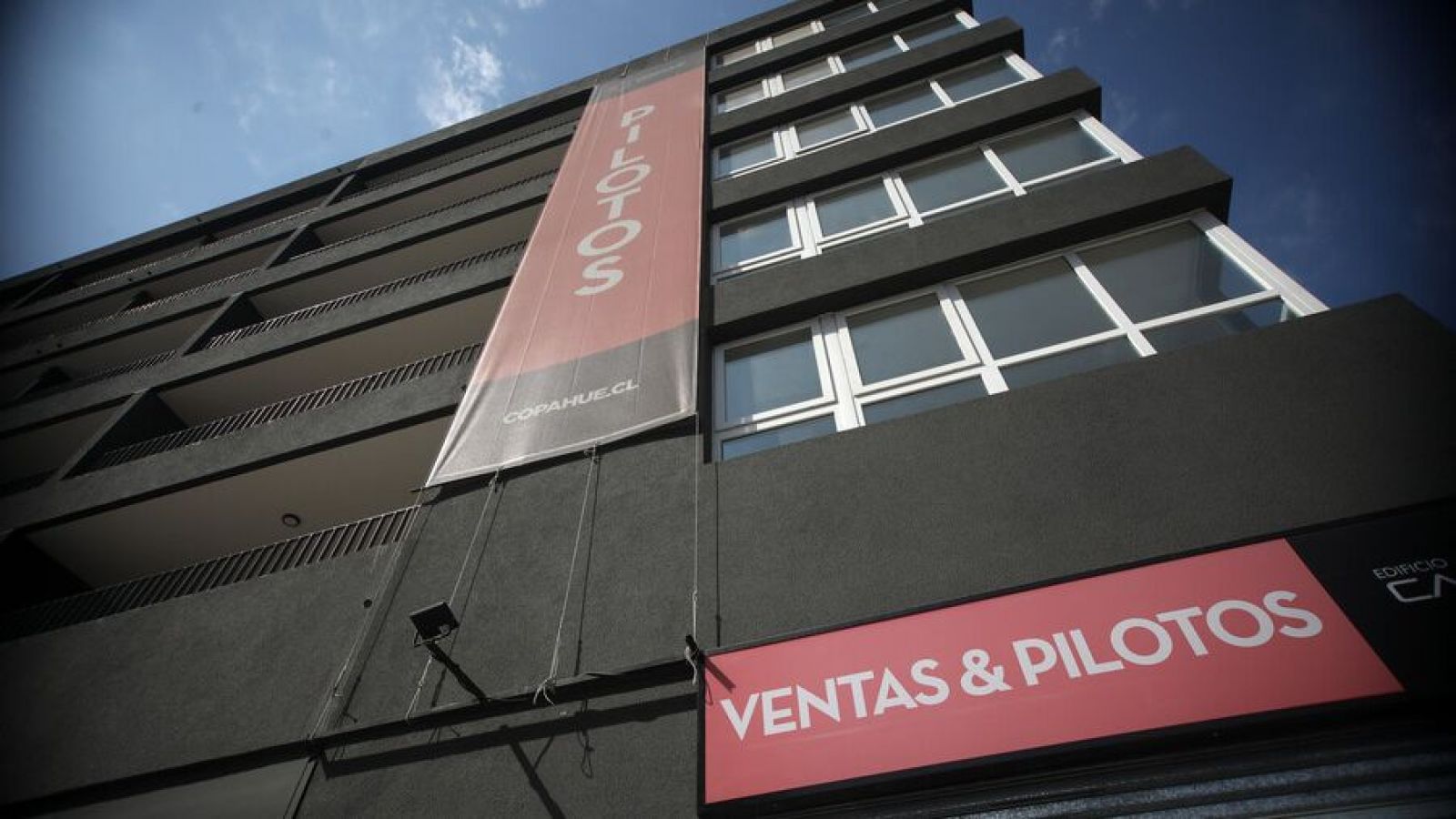 Departamentos piloto. Black Inmobiliario 2025.