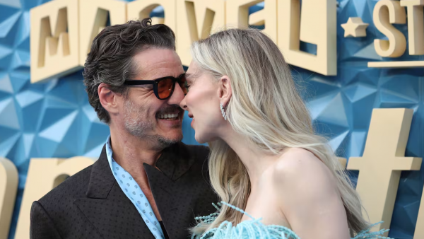 Pedro Pascal y Vanessa Kirby