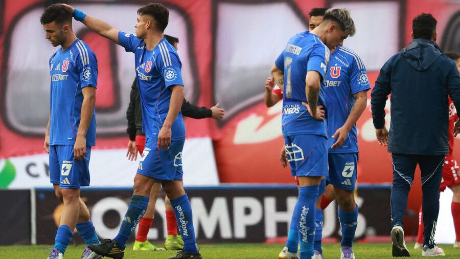 Gonzalo Montes se convirtió en el "villano" de los hinchas en empate de la U
