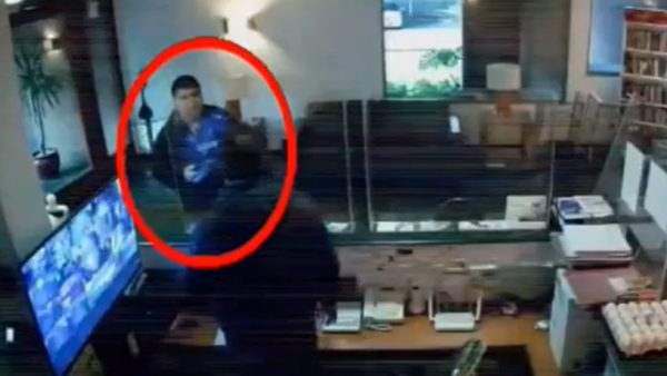 Wilson Verdugo en sitio del crimen.