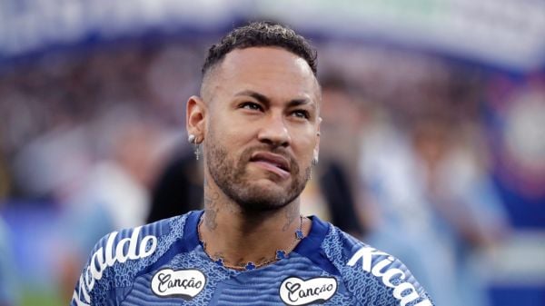 Neymar jugando por el Santos FC