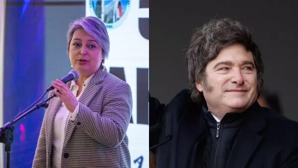 A la izquierda Jeannette Jara vestida de gris hablando frente a un micrófono. A la derecha Javier Milei, vestido de negro, sonriente.