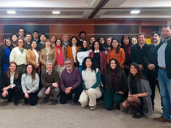 Representantes de empresas, academia y gobierno reunidos en la Universidad de Concepción para dar inicio al Plan Empresarial en Biodiversidad.