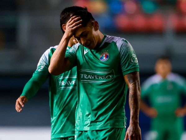 Esteban Matus jugando para Audax Italiano