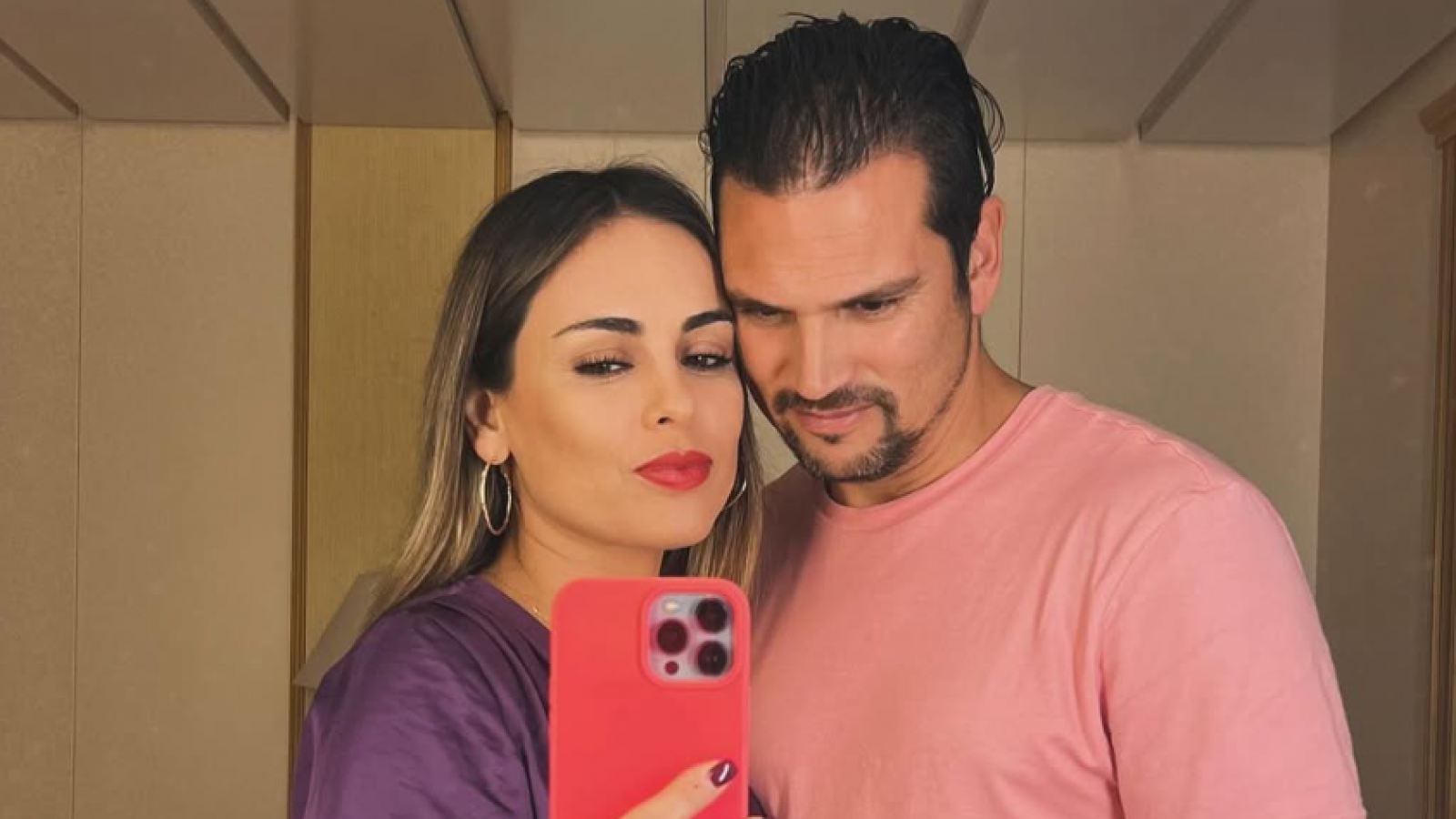 Maura Rivera y Mark González