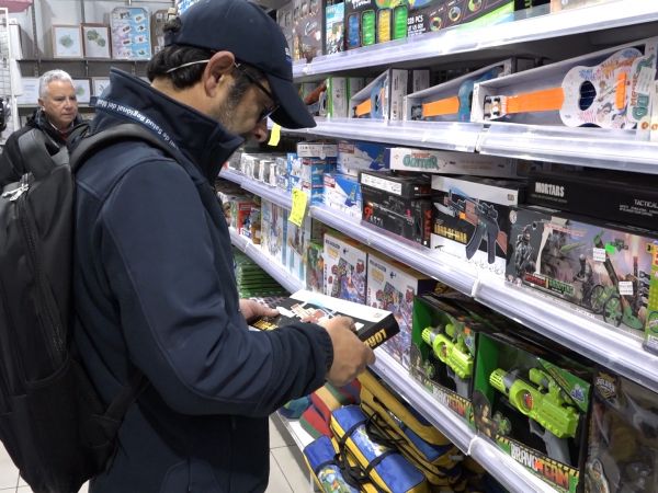 Intensifican fiscalización de juguetes por día del niño
