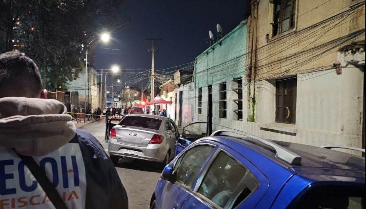 Hombre murió baleado mientras conducía en Recoleta: atacantes lo estaban esperando en el sector