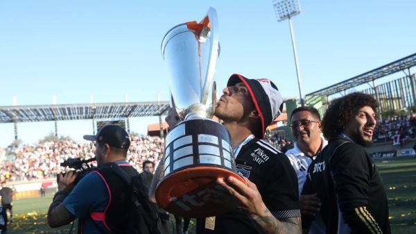 Javier Correa celebrando el título de la temporada pasada
