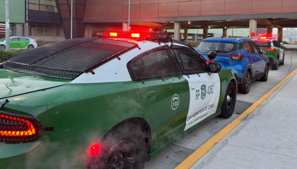 Cinco carabineros lesionados tras balacera y persecución en Aeropuerto Internacional