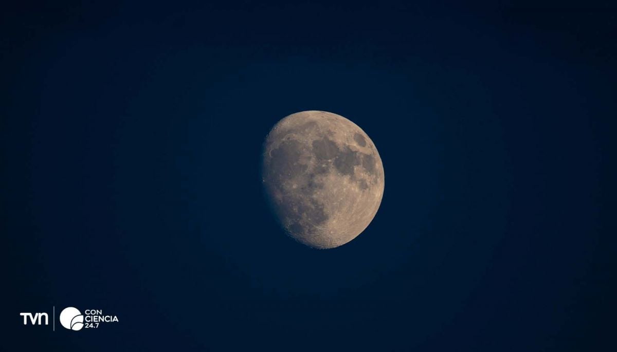 Por qué preocupa el plan de la NASA para instalar un reactor nuclear en la Luna