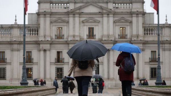 Lluvia en Santiago