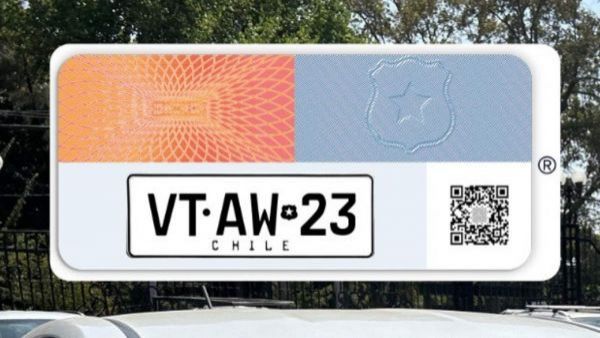 Tercera placa patente