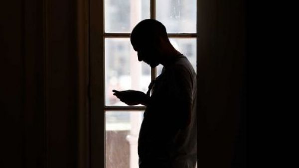 Persona en el teléfono