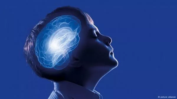 Científicos logran traducir pensamientos en palabras