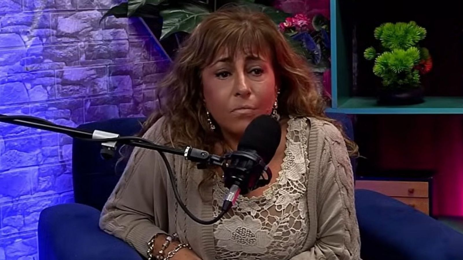 Helhue Sukni angustiada por enfermedad de su hija
