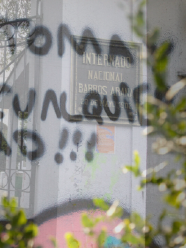 Crisis en el INBA: comunidad pide intervención de Supereduc y sanciones para Municipalidad de Santiago