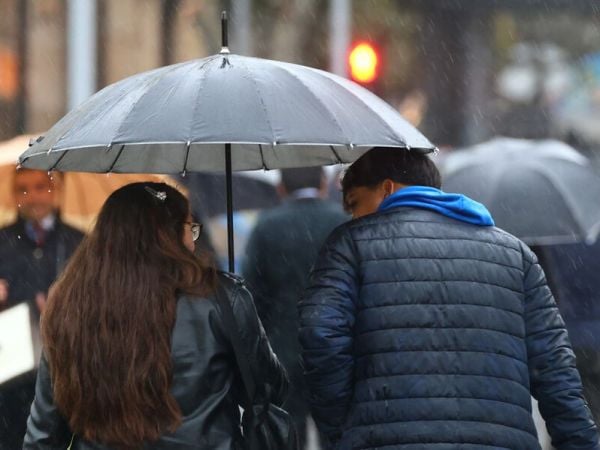 Lluvia en Santiago. Iván Torres