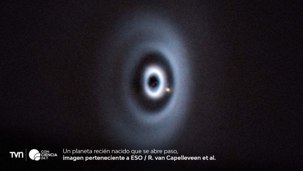 Detectan desde Atacama un exoplaneta en plena formación.