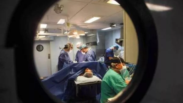 Persona en el quirófano