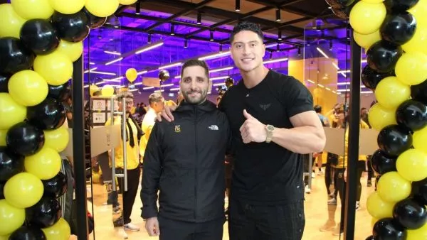 Sammis Reyes en Smart Fit