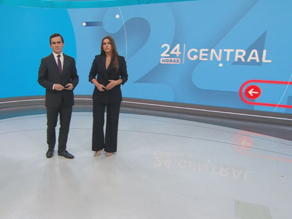 Josefa Bustos y Andrés Vial en 24 Horas Central