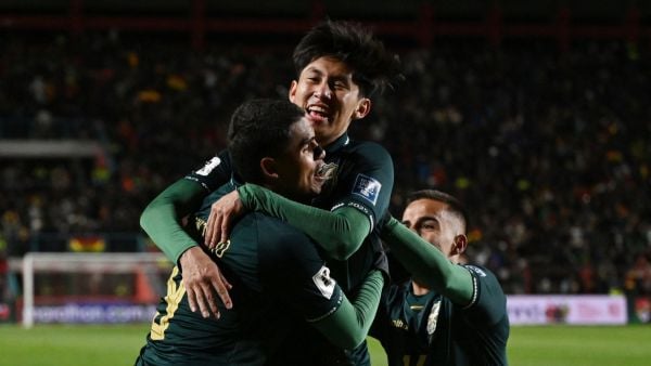 Miguel Terceros celebrando un gol con Bolivia, selección de Conmebol clasificada al repechaje intercontinental