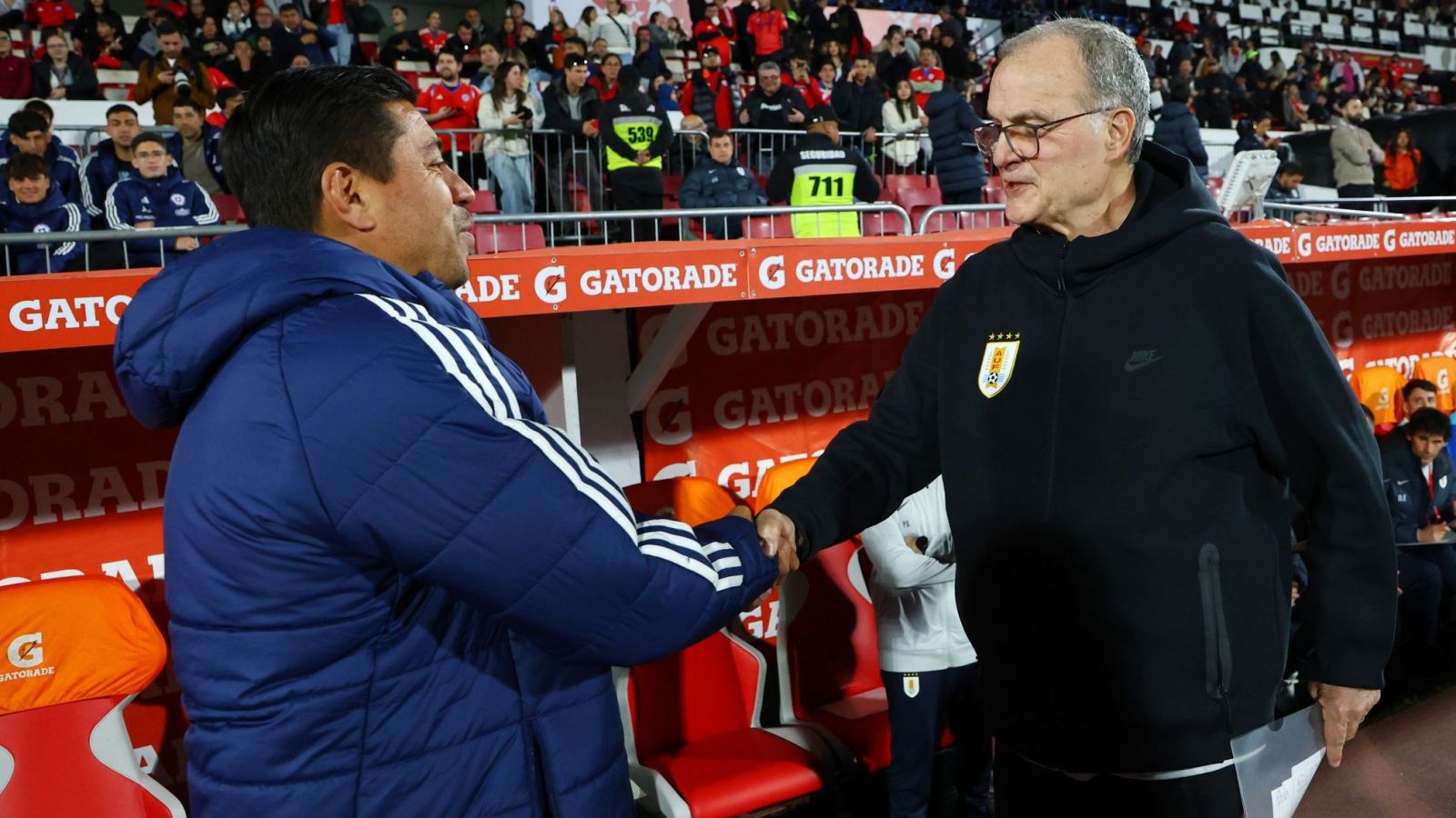 Nicolás Córdova y Marcelo Bielsa