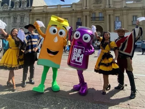 Campaña busca reciclar basura en Fiestas Patrias