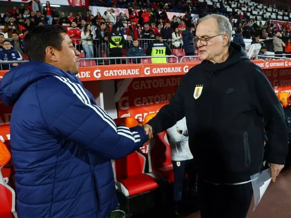 Nicolás Córdova y Marcelo Bielsa