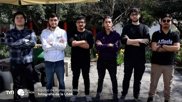 Equipo de RememberMe: app chilena que apoya a cuidadores de personas con Alzheimer.