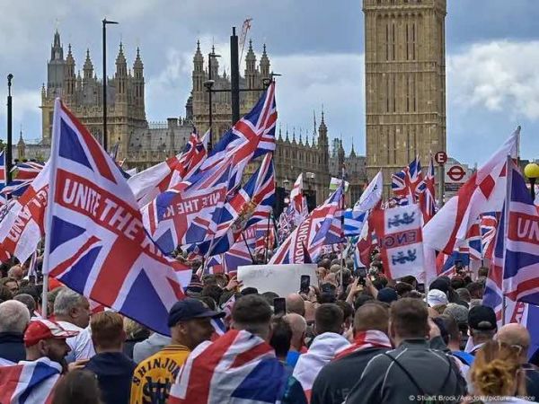Protestas Reino Unido antiinmigración