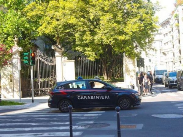 Carabinieri en Milan, Italia.